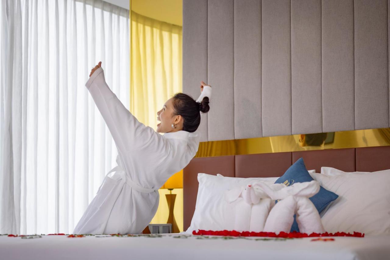 فندق Miracle Luxury نها ترانج المظهر الخارجي الصورة